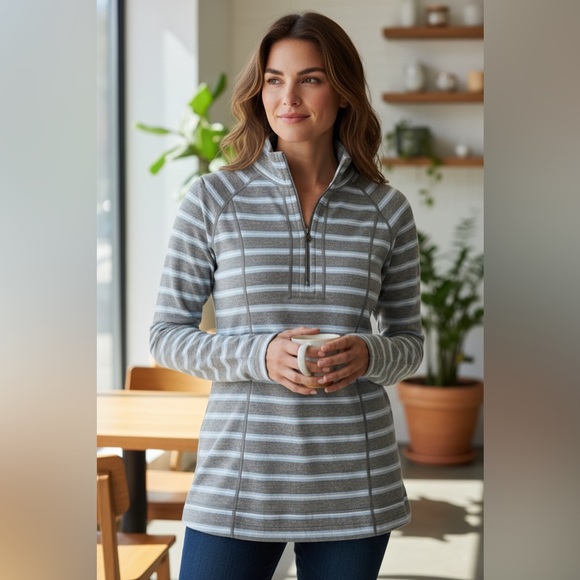 Tommy Bahama Tops - Tommy Bahama | Pullover 1/4 Zip Striped Ling Sleeve Top in Gray Blue M Medium